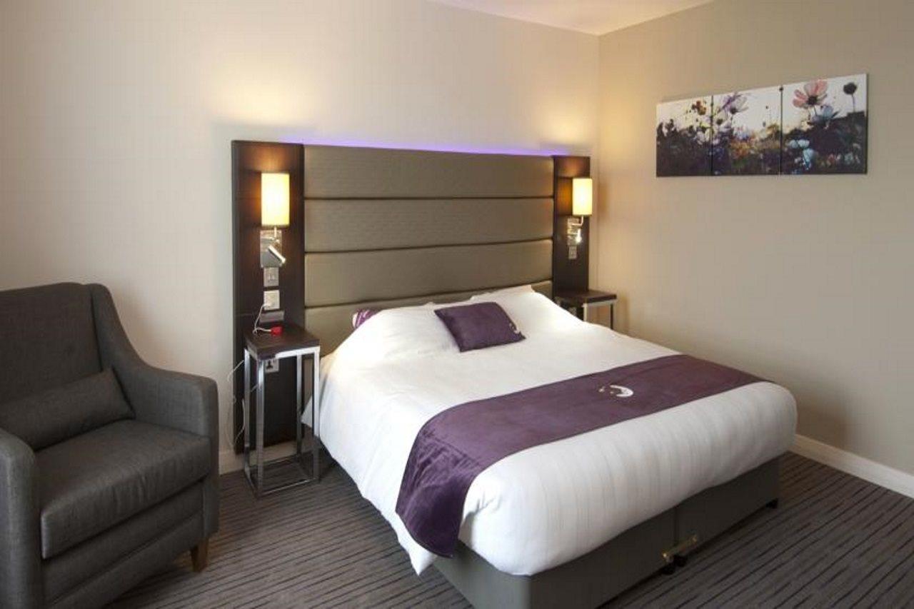 Premier Inn London Enfield Zewnętrze zdjęcie