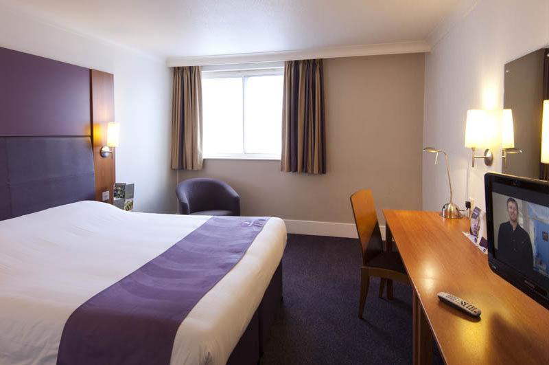 Premier Inn London Enfield Zewnętrze zdjęcie